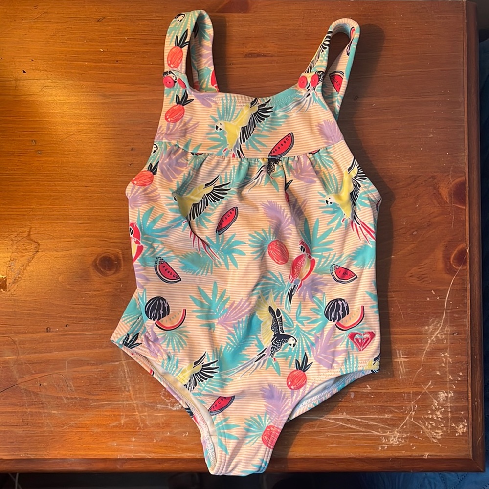 Worn once, roxy toddler 3t one piece swimsuit